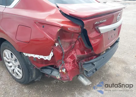 2015 Nissan Altima 2.5 from USA, damaged, VIN 1N4AL3AP7FC233010